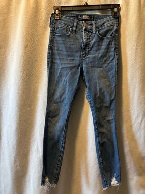 Hollister Medium Blue Stretch Skinny Jeans